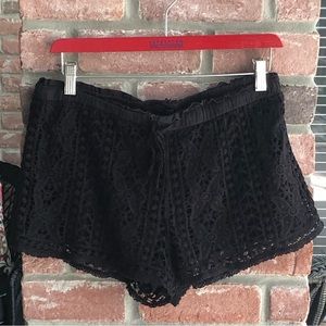 TOPSHOP Black Lace Pull On Shorts Lined Elastic Waist US 8
